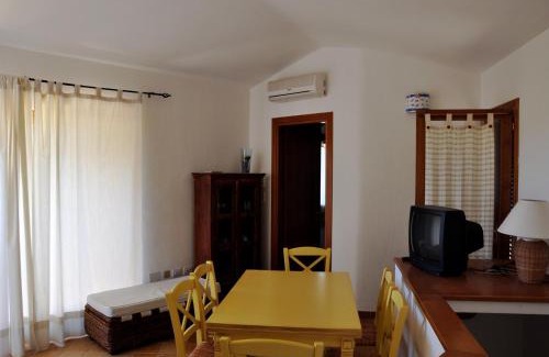 Baia Caddinas Apartamento | Erica Piano Terra & Erica Primo Piano