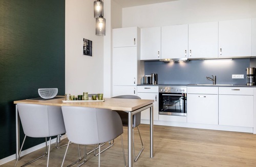Wismar Apartamento | Erstklassiges Hafen-apartment mit Balkon, Saunanutzung und Großartigem Ausblick!