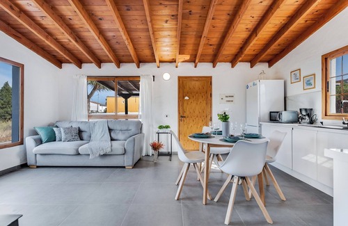 La Solana Chalet De Esquí | Home2Book Country Stay with Terrace & BBQ