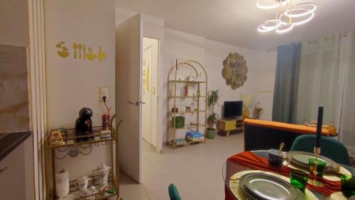 Blagnac Apartamento | ESCAL'HOME appart design au pied de l'aéroport, parkings