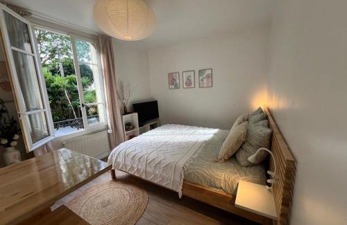Saint-Martin Apartamento | Escale Cosy à Pontoise avec terrasse