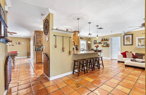 Plantation Casa | Escape to a Tropical Paradise with a Private Pool & Jacuzzi