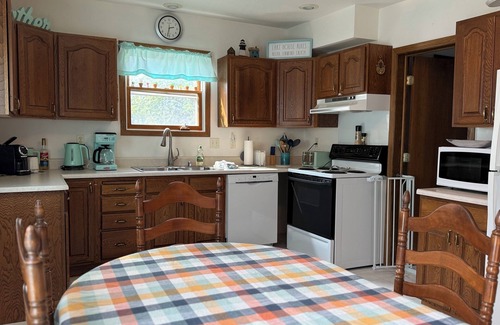 Two Rivers Casa | Escape to fall in northern Wisconsin & Door County