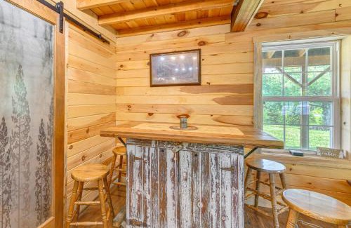 German Casa | Escape to Nature Secluded McDonough Cabin!