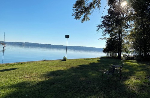 Farmerville Casa | Escape to Serenity Lake House on Lake D'Arbonne, Fire Pit, Porch and Boat House