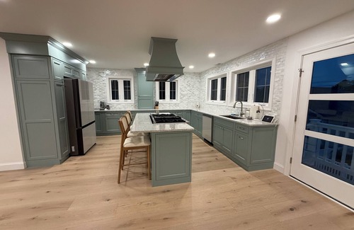 Del Haven Casa | Escape to The Mint Chip House, a brand-new luxury retreat in Del Haven, NJ