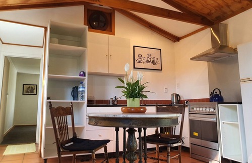 Titoki Cabaña | Escape to Titoki, Northland Countryside – A Charming Farm Stay Awaits!