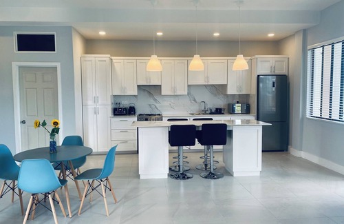 Westerhall Apartamento | Escape360 Condo 2 - Sea Views, Luxurious & Modern