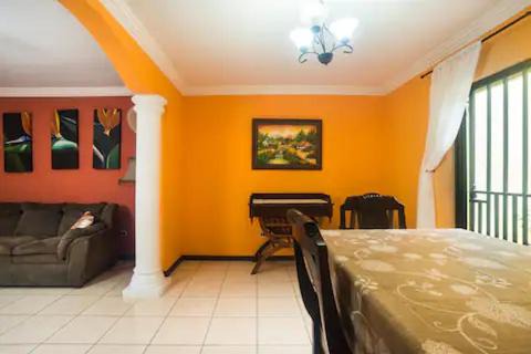 Escazú Cama Y Desayuno | Escazu Terrace