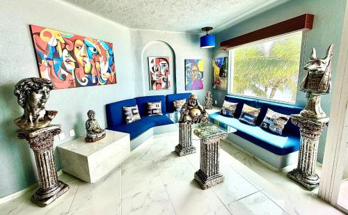 Manzanillo Apartamento | Espectacular Apto remodelado, de lujo y a pie de Playa con vista al mar