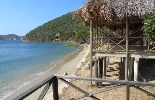 Playa Cinto Casa | ESPECTACULAR CABAA DENTRO DEL TAYRONA