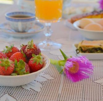 Adamas Apartamento | Esperos Seaside Suite in Adamas, Milos
