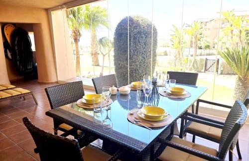 Los Martínez Apartamento | Espliego Pool View Apartment