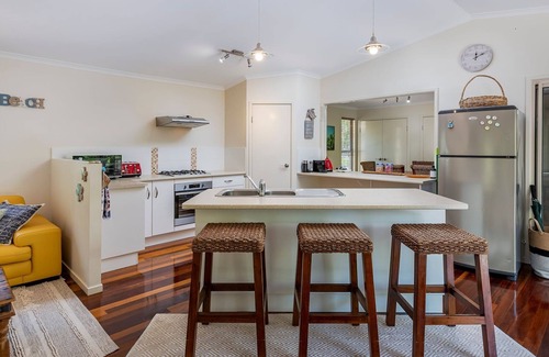 Rainbow Beach Casa | Esprit House - Rainbow Shores. Swimming pool, walk to beach.