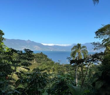Praia das Cigarras Casa | Estúdio beira mar em São Sebastião