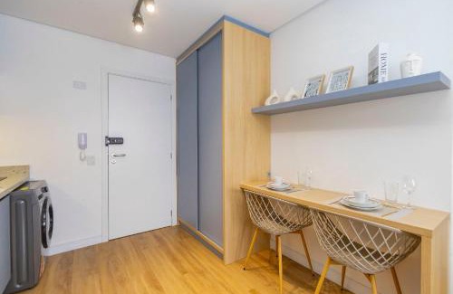 Cristo Rei Apartamento | Estúdio Completo para 5 Pessoas Com Vaga - EIX0703