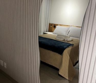 Azenha Apartamento | Estúdio novo, com garagem, em ótima localização!