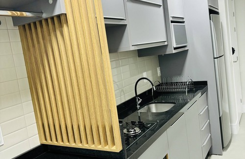 Alto Ribeirao Apartamento | Estadia Perfeita em Florianópolis: Apartamento com 2 Quartos e Churrasqueira!