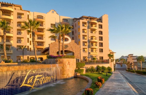El Médano Ejidal Villa | Estancia Villa! Spectacular Cabo Ocean View 5 Star Resort!