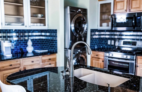 Amarillo Casa | Estate Carriage House with Historic Charm and Beauty