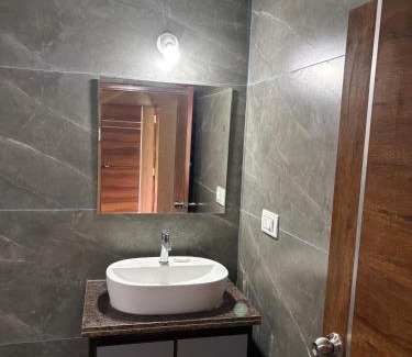 Virarajendrapet Casa | Estate stay near Dubare elephant camp, friendly for remote workers