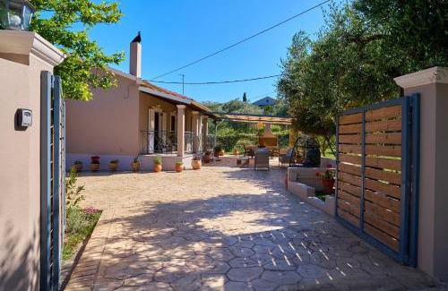 Agios Georgios Villa | Estia House