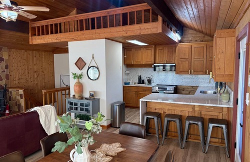 Placitas Casa | Estrella Vista– Rustic Charm Meets Celestial Skies