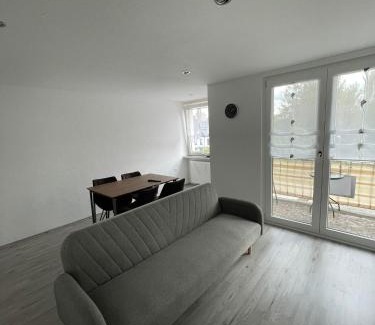 Altenessen Apartamento | estrella24 LIVING ROOMS 4 Bologna