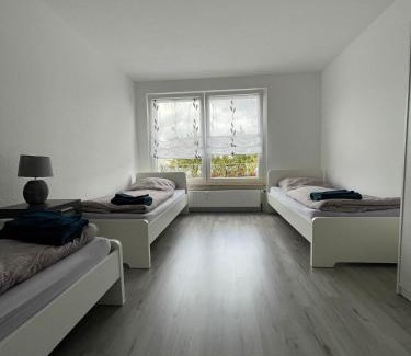 Altenessen Apartamento | estrella24 LIVING ROOMS 4 Bologna