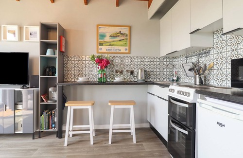 Borth-y-Gest Cabaña | Estuary Escape