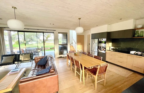 Mangawhai Heads Casa | Estuary View Haven