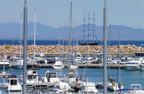 L'Escala Apartamento | Estudi Nàutic port La Clota