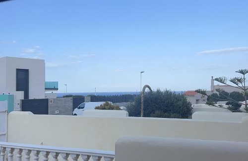 Arenas del Mar Apartamento | Estudio apartamento Surf & Playa Medano Tenerife con vistas al mar
