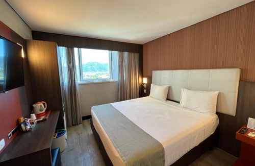 Recreio dos Bandeirantes Hotel | eSuites Hotel Recreio Shopping