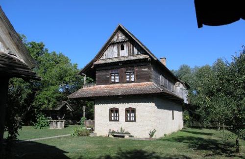 Lonja Casa | Ethno Village Stara Lonja