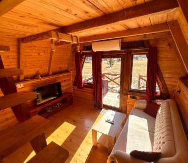 Savnik Chalet De Esquí | Etno apartmani Komarnica