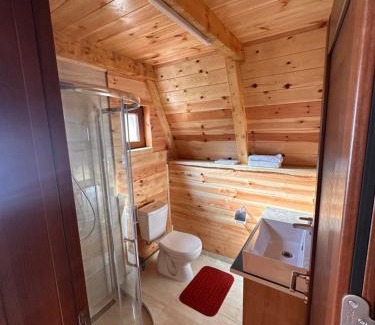 Savnik Chalet De Esquí | Etno apartmani Komarnica