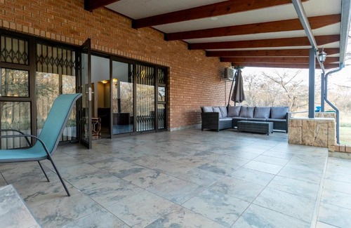 Mookgopong Casa | Euphoria Golfers letting House 405 Euphoria golf and life style estate