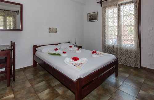 Marathokampos Casa | Evagelistria Apartments