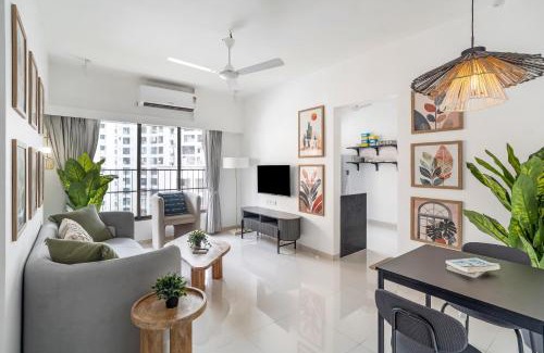 Khar Apartamento | Evara 1BHK Khar W by The Bombay Home Company