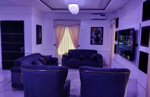 Ofin Apartamento | Evarest Metrostay Global