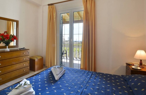 Agios Matthaios Casa | Evdokias Beach House