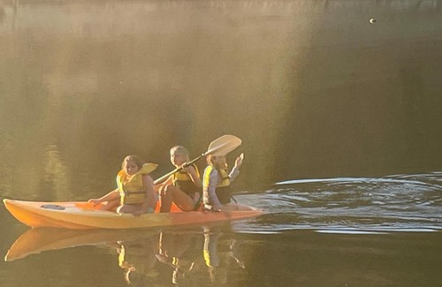 Burekup Complejo | Evedon Lakeside Retreat