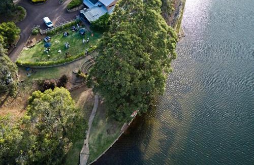 Burekup Complejo | Evedon Lakeside Retreat