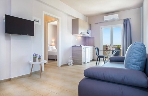 Stavros Casa | Evelyn Hotel