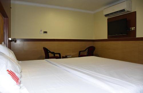 Tiruchirappalli Hotel | EVEREST PARK RESIDENCY