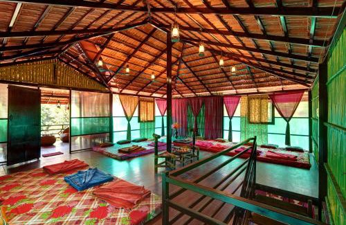 1St Rudraguppe Complejo | Evergreen County Retreat-India's First Adventure Veg Retreat