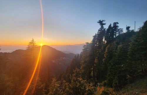 Dalhousie Hotel | Evergreen Escape By Smart Hotels