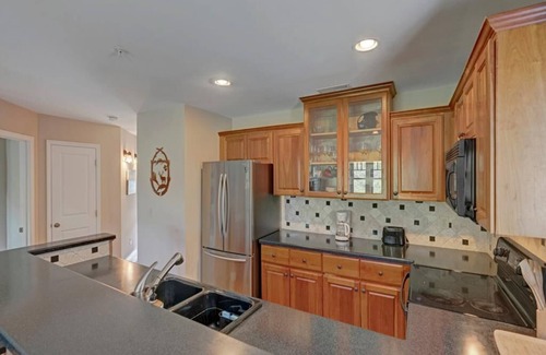 Foscoe Condominio | Evergreens 731- Mountain Condo, Gated Resort, Indoor/Outdoor Pools and Hot Tub, Fitness Area, Fis...