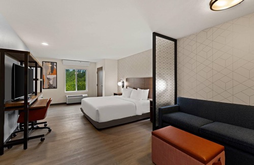 Newnan Hotel | Everhome Suites Atlanta Newnan